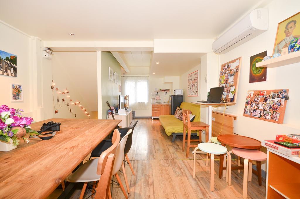 Good Day Hostel Bangkok Buitenkant foto