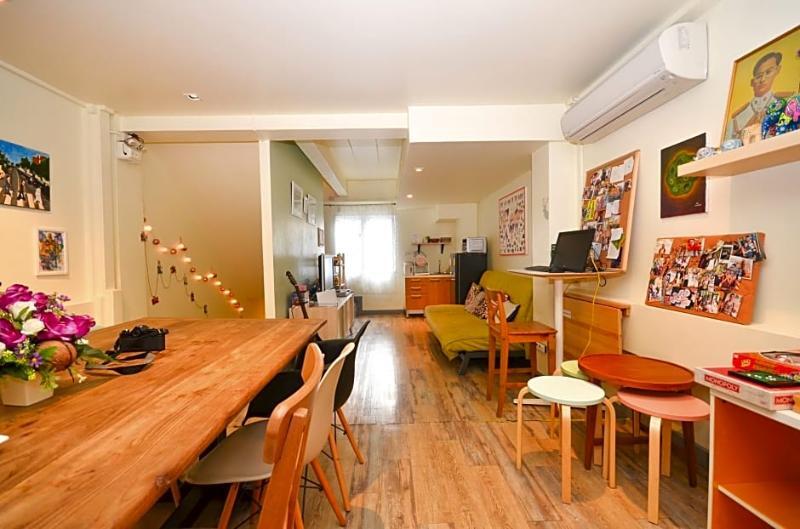 Good Day Hostel Bangkok Buitenkant foto