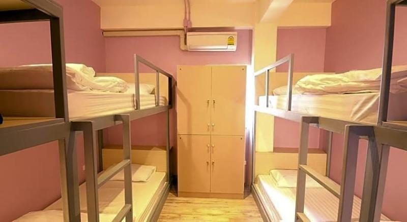 Good Day Hostel Bangkok Buitenkant foto